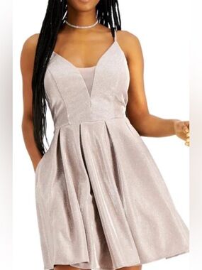 B Darlin Glittering Blush Silver
Skater Mini Dress Formal